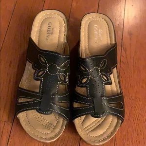 Black Open Toe Wedge Sandals